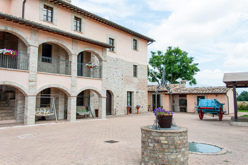 Le Stelle Di San Lorenzo Hotel Bastia Umbra Kültér fotó